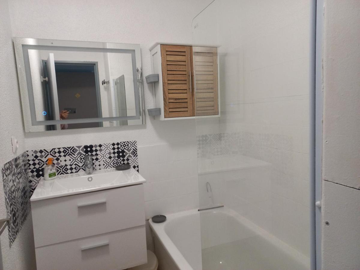 T2,33 M2,quartier Malfato Et Aqualand Agde